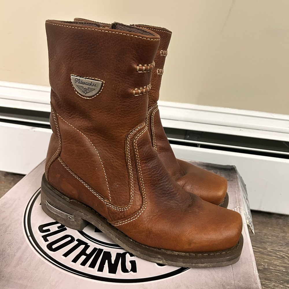 MILWAUKEE Women’s BROWN LEATHER Motorcycle Side Zip BOOTS Size 8.5 Shifter